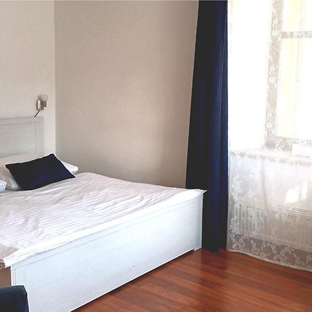 Hotel Strelnice Teplice nad Metují Exteriör bild